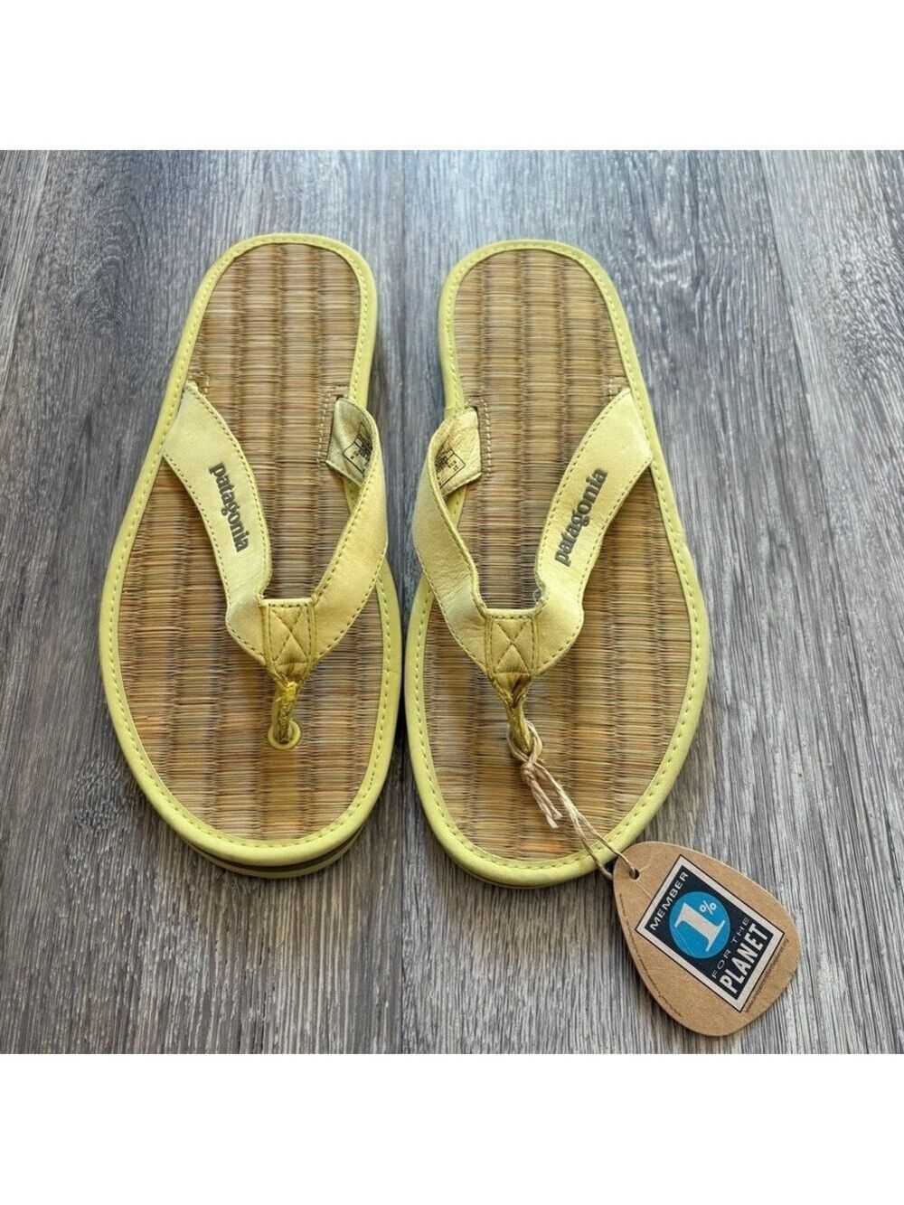 Patagonia Drift Yellow Sandals Size 6 NWT